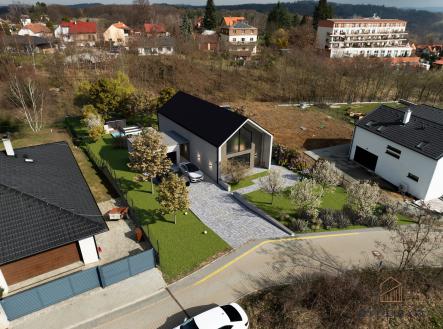 Prodej - pozemek pro bydlení, 2 030 m²