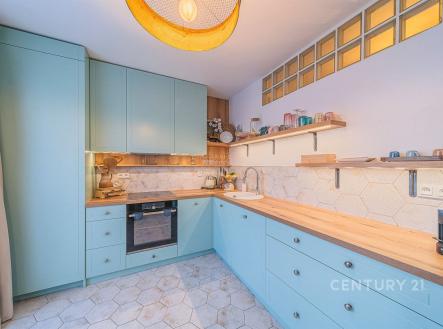 . | Prodej bytu, 3+kk, 74 m²