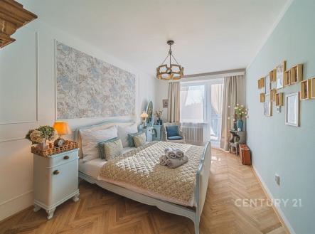 . | Prodej bytu, 3+kk, 74 m²