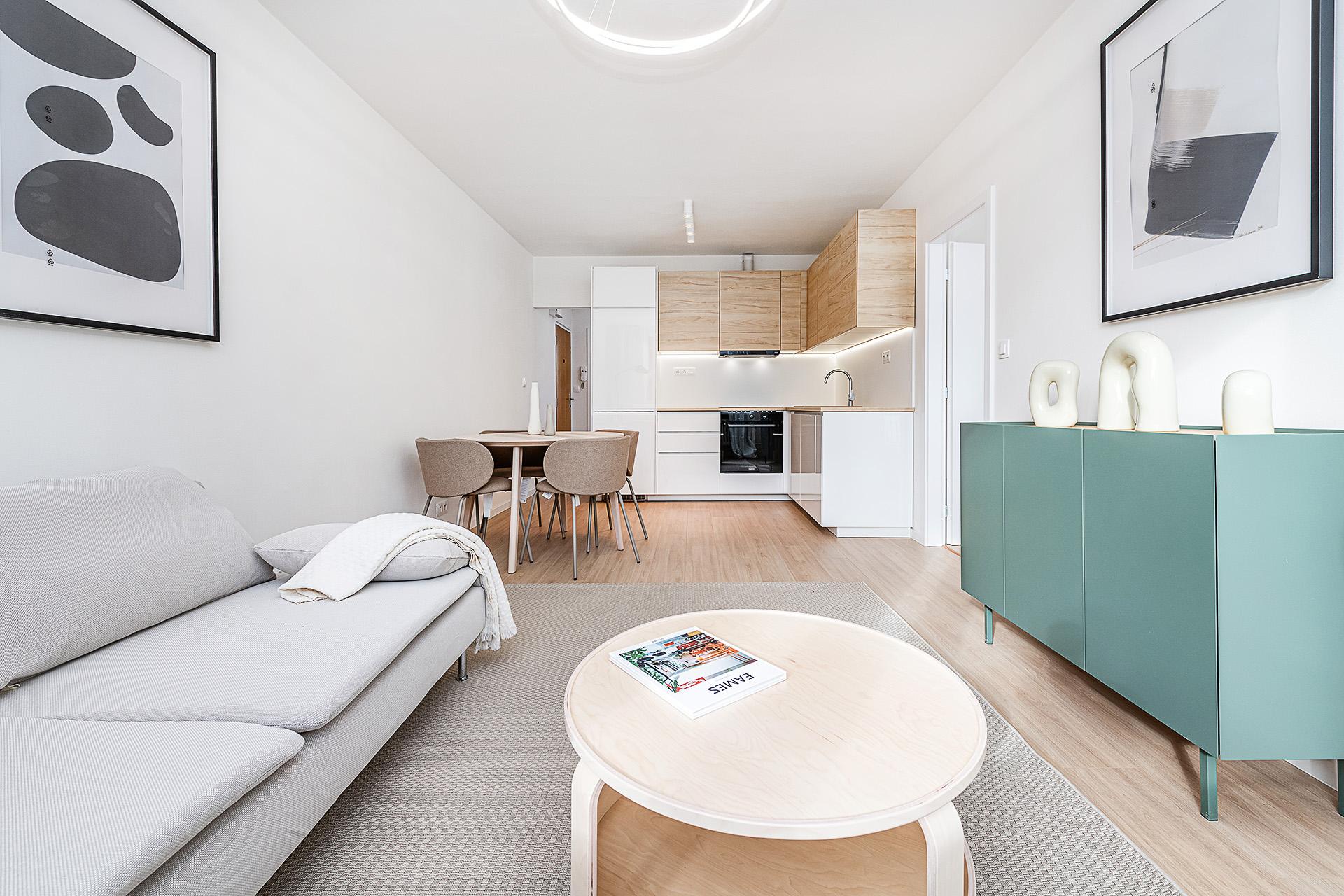 Prodej byt 2 + kk, 47㎡|Hlavní město Praha, Praha, Praha 14, Černý Most, Vybíralova 975/3, 19800