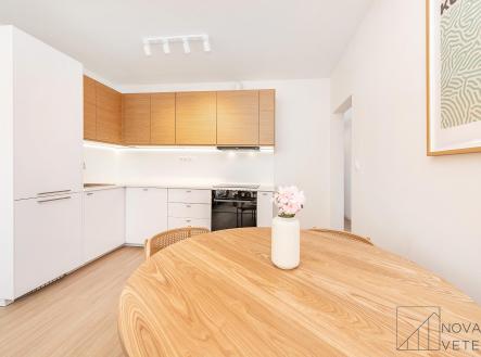 Prodej bytu, 4+kk, 80 m²