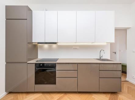 Pronájem bytu, 2+kk, 50 m²