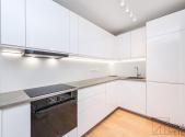 Prodej bytu, 4+kk, 97 m²
