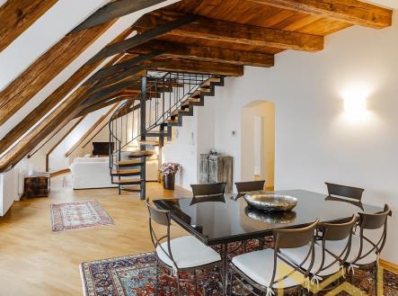 jidlena.jpg | Pronájem bytu, 4+kk, 221 m²