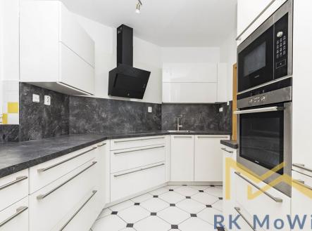 oldwm-hryxwdrdm8p1p9abugnxwkgvzpt6.jpg | Pronájem - dům/vila, 312 m²