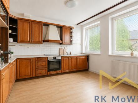 kuchyne.png | Prodej - dům/vila, 260 m²
