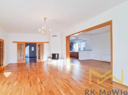 Ke strži | Pronájem - dům/vila, 360 m²