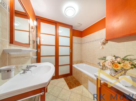 20.6.2025-smirickeho-492-3-13-of-20.jpg | Prodej bytu, 4+kk, 156 m²