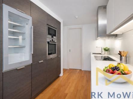 moderni-galerni-kuchyne-s-ovocem.png | Pronájem bytu, 4+kk, 135 m²