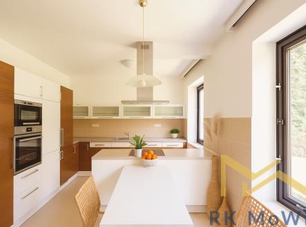 kuchyne-2.png | Pronájem - dům/vila, 417 m²