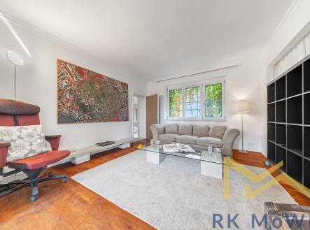 28.10.2025-jizni-i-784-7-1-of-1.jpg | Pronájem - dům/vila, 259 m²