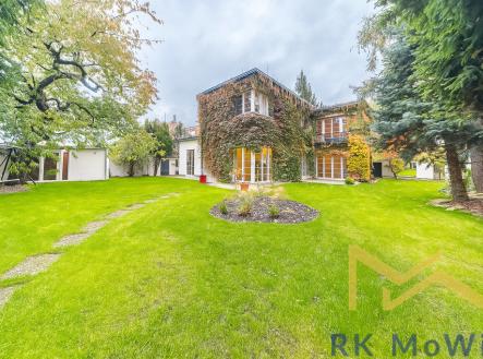 Pronájem - dům/vila, 259 m² obrázek