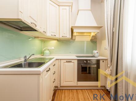 Italská | Pronájem bytu, 3+kk, 96 m²