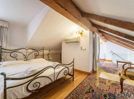 Truhlářská - podkrovní byt (9) | Pronájem bytu, 3+kk, 126 m²