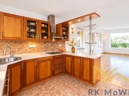 modern-kitchen-with-warm-accents.png | Prodej - dům/vila, 182 m²