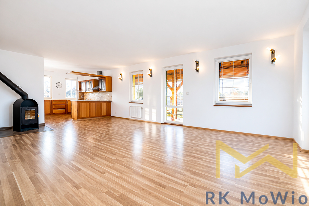 modern-open-plan-living-room-with-kitchen.png