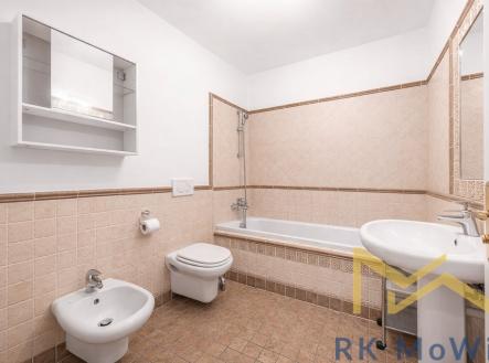 utulna-koupelna-v-teplych-tonech.jpg | Pronájem bytu, 3+kk, 117 m²