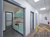 Pronájem - kanceláře, 161 m²