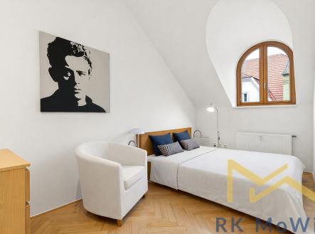 utulna-loznice-s-vyhledem-na-strechy.png | Pronájem bytu, 3+kk, 75 m²