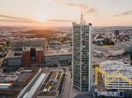 img-146835-cleanup.jpg | Pronájem - kanceláře, 35 m²