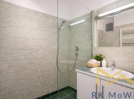moderni-koupelna-s-mramorovymi-dlazdicemi.png | Prodej bytu, 1+1, 46 m²