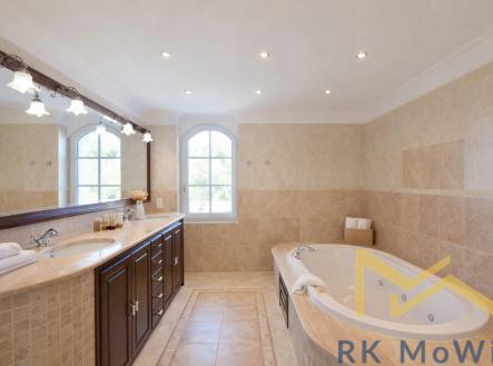 prostorna-koupelna-s-prirodnimi-tony.png | Pronájem - dům/vila, 600 m²
