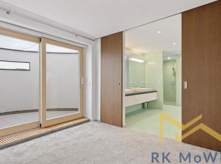 modern-bedroom-with-en-suite-bathroom.png | Pronájem bytu, 3+1, 130 m²