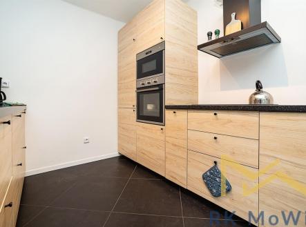 Kamycka kitchen | Pronájem - dům/vila, 240 m²