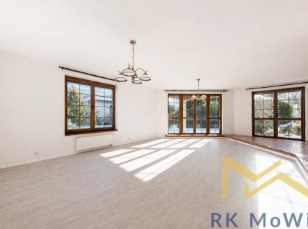 prostorny-obyvaci-pokoj-se-sluncem.png | Pronájem - dům/vila, 390 m²