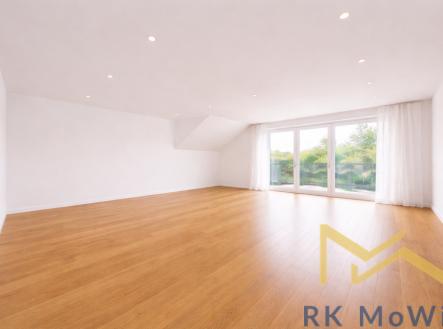 prazdny-pokoj-s-prirozenym-svetlem.png | Pronájem bytu, 3+kk, 130 m²
