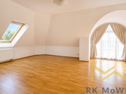 pokoj.png | Pronájem - dům/vila, 400 m²
