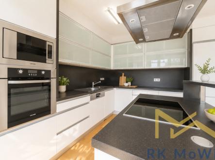 kuchyne.png | Pronájem - dům/vila, 360 m²