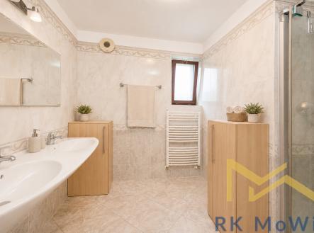 koupelna-1.png | Pronájem - dům/vila, 246 m²