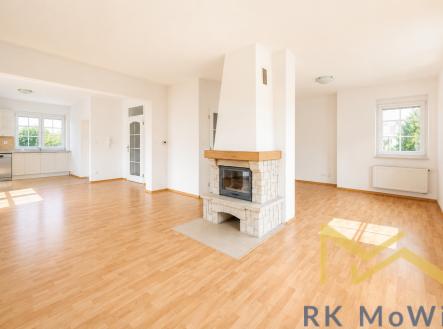 obyvaci-pokoj.png | Pronájem - dům/vila, 200 m²