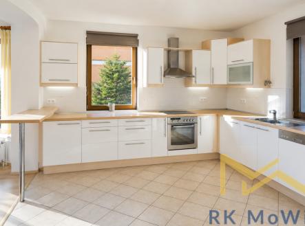 kuchyne.png | Pronájem - dům/vila, 300 m²