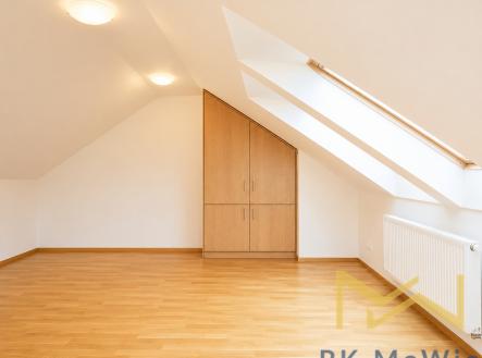 pokoj1.png | Pronájem - dům/vila, 350 m²