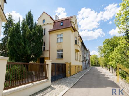 ulice-1.png | Pronájem bytu, 5+1, 240 m²