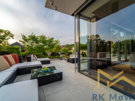 rd-pod-viaduktem-10.jpg | Prodej - dům/vila, 530 m²