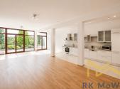 Pronájem - dům/vila, 360 m²