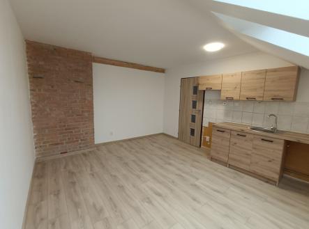 img-20251218-114143.jpg | Pronájem bytu, 1+kk, 23 m²