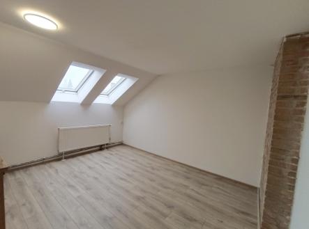 img-20251218-114121.jpg | Pronájem bytu, 1+kk, 23 m²