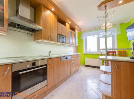 0x8a4446.jpg | Prodej - dům/vila, 250 m²