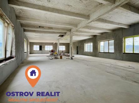 uni-1.png | Prodej - obchodní prostor, 659 m²