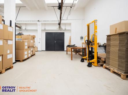 hala-10.jpg | Prodej - obchodní prostor, 198 m²