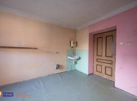 0x8a7211.jpg | Prodej - dům/vila, 250 m²