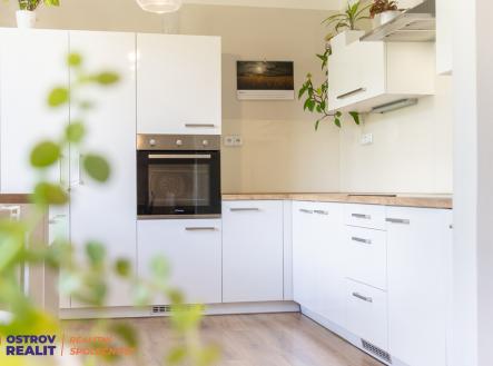 0x8a2468.jpg | Pronájem bytu, 2+kk, 74 m²