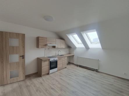 img-20260518-175703.jpg | Pronájem bytu, 2+kk, 37 m²