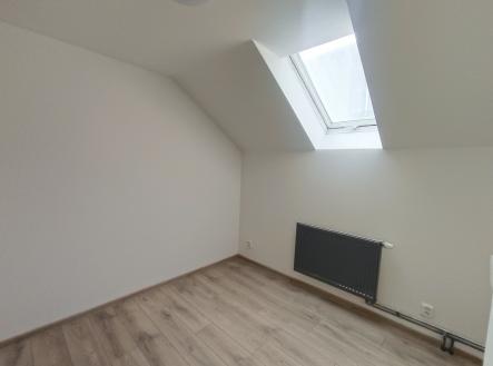 img-20260518-175742.jpg | Pronájem bytu, 2+kk, 37 m²