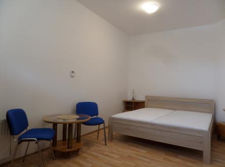 02.jpg | Pronájem bytu, 1+kk, 34 m²