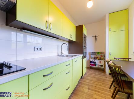0x8a9811.jpg | Prodej bytu, 3+1, 77 m²